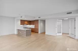 583 Battery St, Seattle, WA 98121 - Photo 10