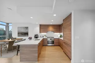 583 Battery St, Seattle, WA 98121 - Photo 4