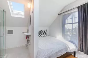 1607 6th Ave W, Seattle, WA 98119 - Photo 18