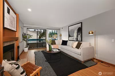 12300 33rd Ave NE #204, Seattle, WA 98125 - Photo 2
