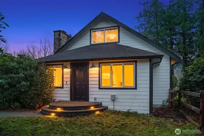 1107 NW 14th Street, North Bend, WA 98045 - Photo 2