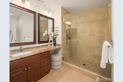 755 NW Juniper Street, Issaquah, WA 98027 - Photo 22