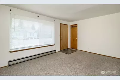 704 4th Street NE, Puyallup, WA 98372 - Photo 26