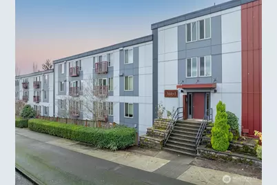 3661 Phinney Avenue N #107, Seattle, WA 98103 - Photo 1