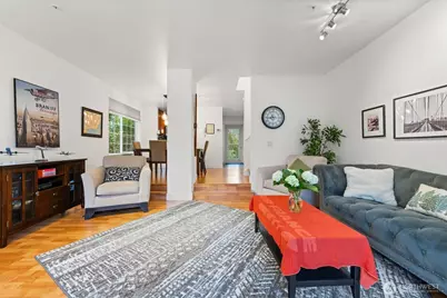 14714 53rd Avenue W #104, Edmonds, WA 98026 - Photo 4