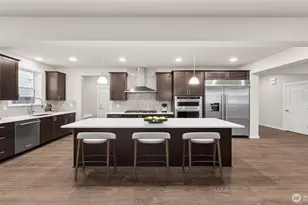 11465 SE 83rd Pl, Newcastle, WA 98056 - Photo 6