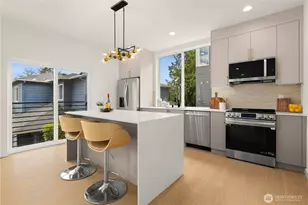 1911 C N 120th St, Seattle, WA 98133 - Photo 8