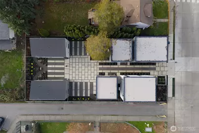 4411 S Holly Street, Seattle, WA 98118 - Photo 32