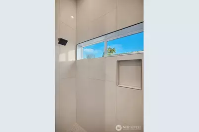 4411 S Holly Street, Seattle, WA 98118 - Photo 24