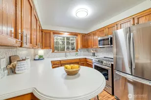 718 E Walnut St, Kent, WA 98030 - Photo 6