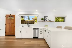 2423 3rd Ave W, Seattle, WA 98119 - Photo 8