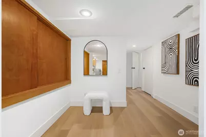 2423 3rd Avenue W, Seattle, WA 98119 - Photo 26