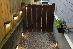 2423 3rd Ave W, Seattle, WA 98119 - Photo 32