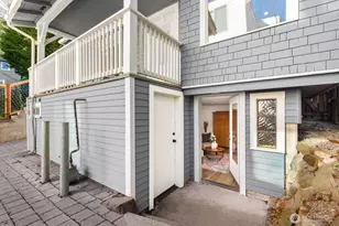 2423 3rd Ave W, Seattle, WA 98119 - Photo 2