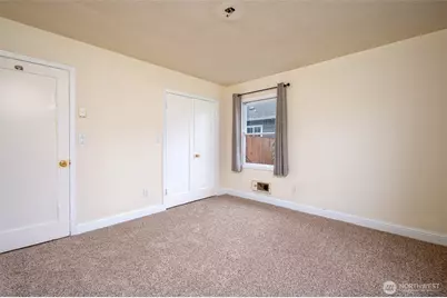 8619 Mt. Thielson Avenue, Vancouver, WA 98664 - Photo 18