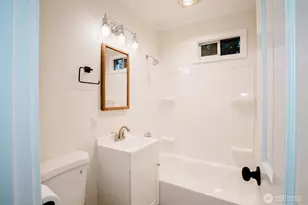 5005 242nd St SW, Mountlake Terrace, WA 98043 - Photo 14