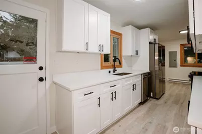 5005 242nd Street SW, Mountlake Terrace, WA 98043 - Photo 8