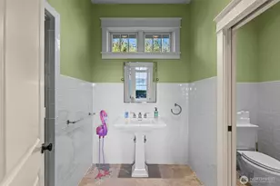 7104 E Grapeview Loop Rd, Allyn, WA 98524 - Photo 18