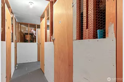 2360 43rd Avenue E #214, Seattle, WA 98112 - Photo 34