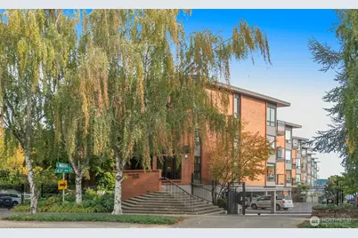 2360 43rd Avenue E #214, Seattle, WA 98112 - Photo 24