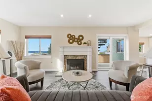 3940 SW Rose St, Seattle, WA 98136 - Photo 4