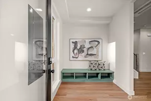 14027 1st Ave NW, Seattle, WA 98177 - Photo 2