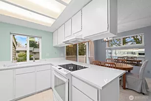 9919 NE 144th Ln, Kirkland, WA 98034 - Photo 14