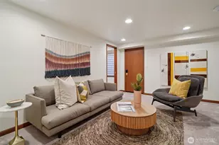 1701 NE 90th St, Seattle, WA 98115 - Photo 8