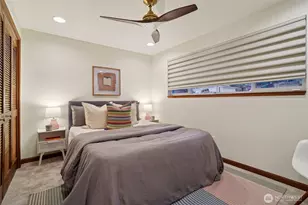 1701 NE 90th St, Seattle, WA 98115 - Photo 18