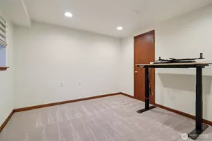 1701 NE 90th St, Seattle, WA 98115 - Photo 26