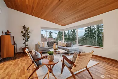 1701 NE 90th Street, Seattle, WA 98115 - Photo 4