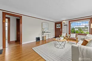 1211 N 3rd St, Renton, WA 98057 - Photo 4