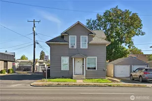 1704 N Ash St, Spokane, WA 99205 - Photo 2