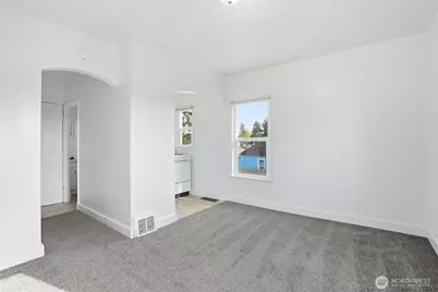 1704 N Ash Street, Spokane, WA 99205 - Photo 6