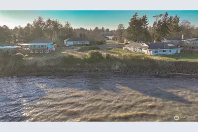 518 Chinook Avenue SE, Ocean Shores, WA 98569 - Photo 14