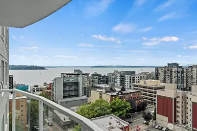 121 Vine Street #1404, Seattle, WA 98121 - Photo 4