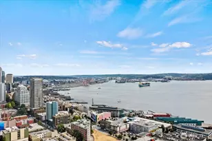 121 Vine St, Seattle, WA 98121 - Photo 32