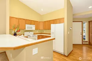 18641 NE 55th Way, Redmond, WA 98052 - Photo 8