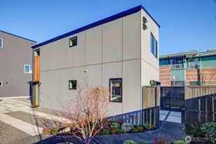 4411 S Holly St, Seattle, WA 98118 - Photo 30