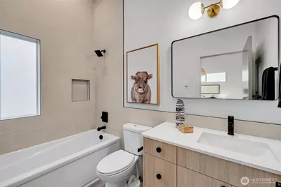 4411 S Holly Street, Seattle, WA 98118 - Photo 26