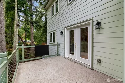 22415 S Herron Boulevard NW, Herron Island, WA 98349 - Photo 2