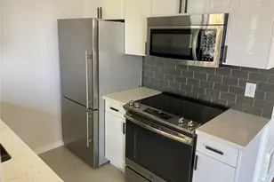 4561 Lake Washington Blvd NE, Kirkland, WA 98033 - Photo 14