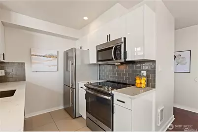 4561 Lake Washington Boulevard NE #203, Kirkland, WA 98033 - Photo 14