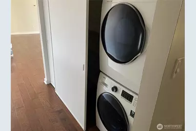 4561 Lake Washington Boulevard NE #203, Kirkland, WA 98033 - Photo 18