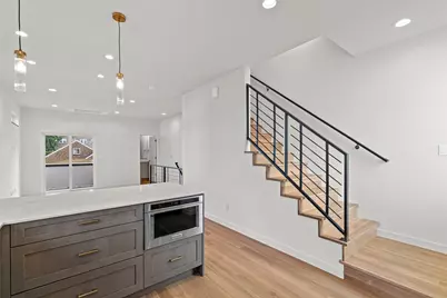 313 17th Avenue E, Seattle, WA 98112 - Photo 20