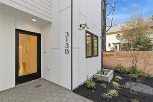 313 17th Ave E, Seattle, WA 98112 - Photo 2