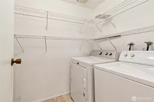 14409 NE 30th Pl, Bellevue, WA 98007 - Photo 14