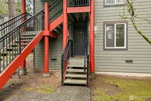 14409 NE 30th Pl, Bellevue, WA 98007 - Photo 2