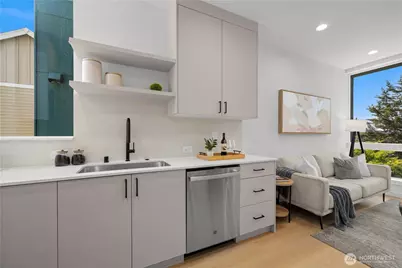 3850 Carr Place N, Seattle, WA 98103 - Photo 12