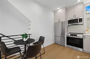 3850 Carr Pl N, Seattle, WA 98103 - Photo 14